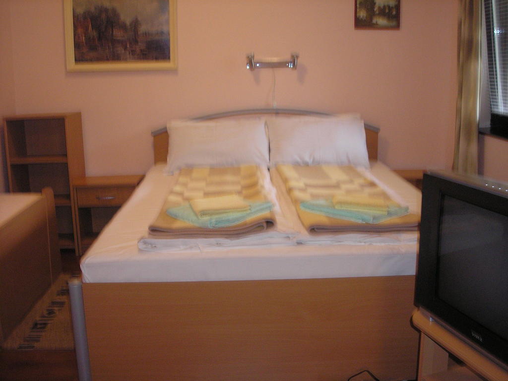 Stara Breza 1 Rooms 팔릭 객실 사진